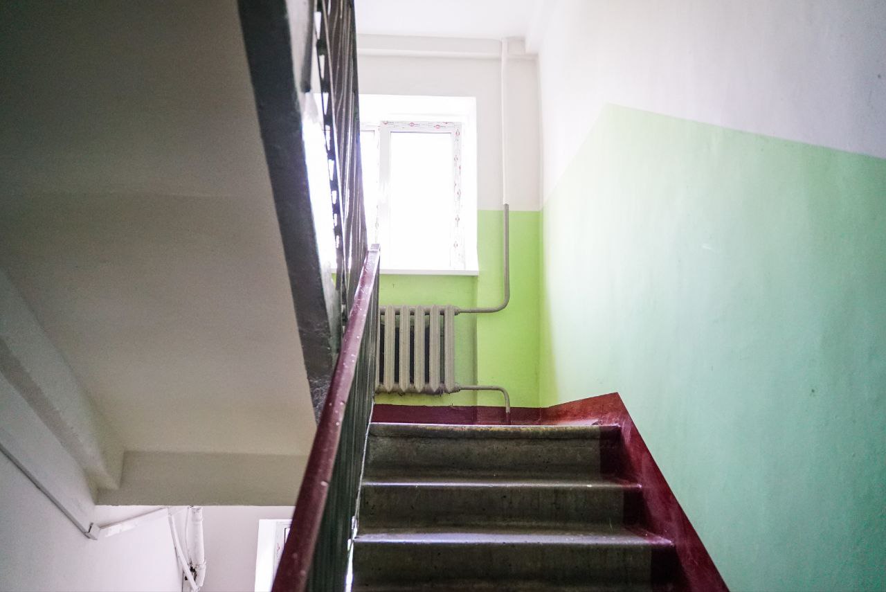 Жители и депутаты проверяют итоги работ по ремонту подъездов в Химках Жители и депутаты проверяют итоги работ по ремонту подъездов в Химках