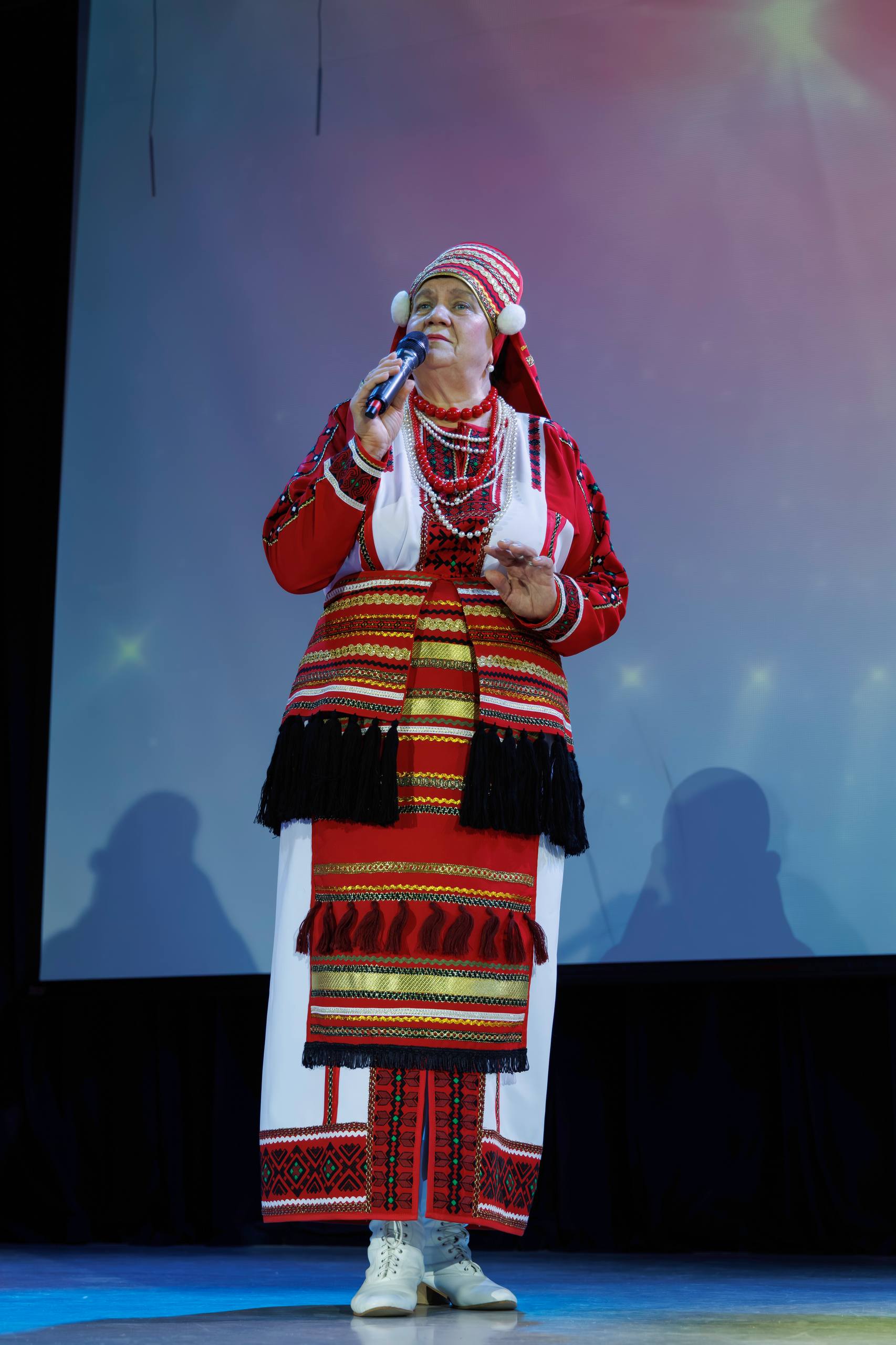 26 октября в московском КЦ «Лира» состоялся 11-й межнациональный фестиваль «Поем на родном и государственном» 26 октября в московском КЦ «Лира» состоялся 11-й межнациональный фестиваль «Поем на родном и государственном»