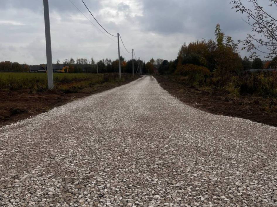 Новую автомобильную дорогу проложили в деревне Никулино Новую автомобильную дорогу проложили в деревне Никулино