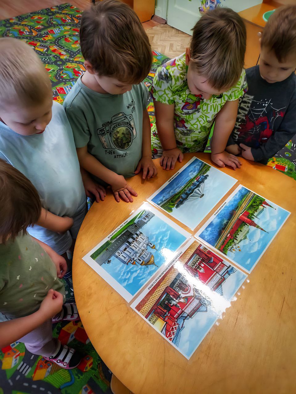 В рамках реализации проекта "Предшкола: стандарт детского сада" в дошкольном отделении гимназии №2 м.о. Чехов (здание 3, п. Васькино) на тематической неделе "Инновационные технологии и практики" (лексическая тема "Родная... В рамках реализации проекта "Предшкола: стандарт детского сада" в дошкольном отделении гимназии №2 м.о. Чехов (здание 3, п. Васькино) на тематической неделе "Инновационные технологии и практики" (лексическая тема "Родная...