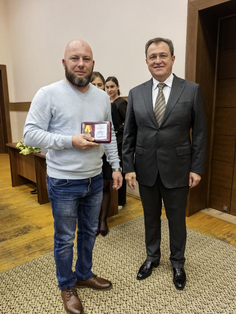 Игорь Сухин: 10 лет на службе чистоты и порядка Игорь Сухин: 10 лет на службе чистоты и порядка