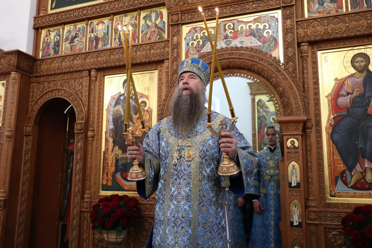 Епископ Сергиево-Посадский и Дмитровский Кирилл поздравил верующих Долгопрудного с праздником иконы «Спорительница хлебов» Епископ Сергиево-Посадский и Дмитровский Кирилл поздравил верующих Долгопрудного с праздником иконы «Спорительница хлебов»