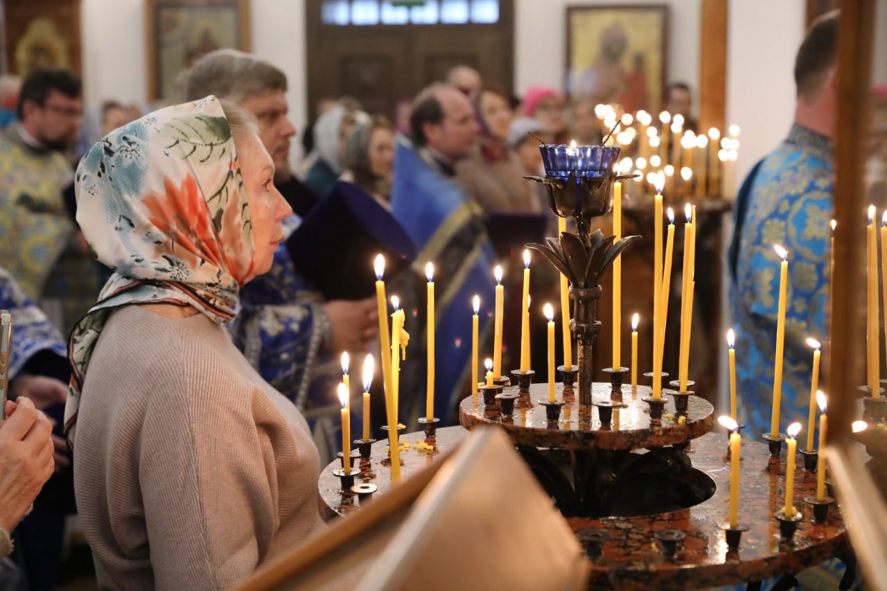 Епископ Сергиево-Посадский и Дмитровский Кирилл поздравил верующих Долгопрудного с праздником иконы «Спорительница хлебов» Епископ Сергиево-Посадский и Дмитровский Кирилл поздравил верующих Долгопрудного с праздником иконы «Спорительница хлебов»
