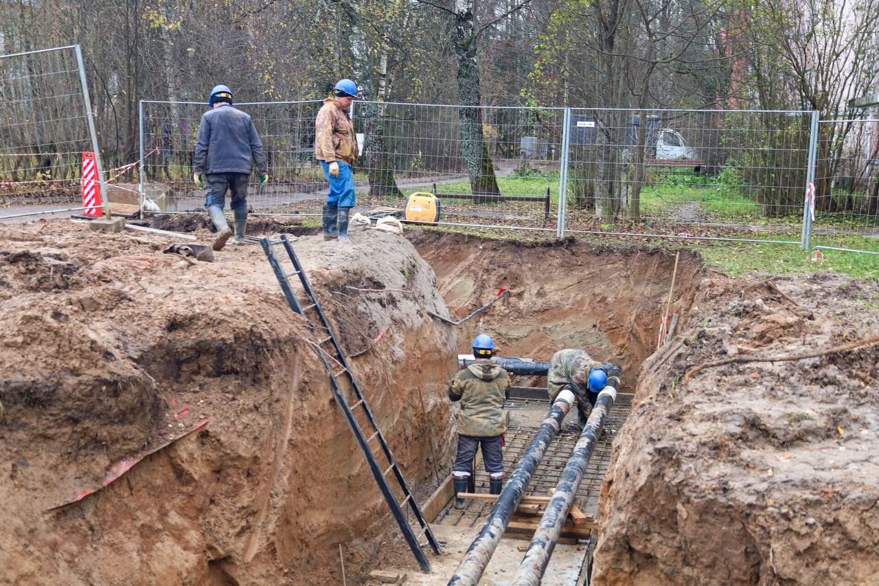 Константин Михальков: В Миронцево продолжаем обновлять системы теплоснабжения, чтобы отопление и горячая вода поступали в дома стабильно Константин Михальков: В Миронцево продолжаем обновлять системы теплоснабжения, чтобы отопление и горячая вода поступали в дома стабильно