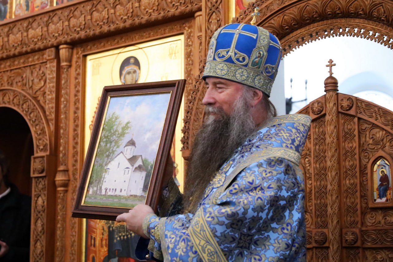 Епископ Сергиево-Посадский и Дмитровский Кирилл поздравил верующих Долгопрудного с праздником иконы «Спорительница хлебов» Епископ Сергиево-Посадский и Дмитровский Кирилл поздравил верующих Долгопрудного с праздником иконы «Спорительница хлебов»