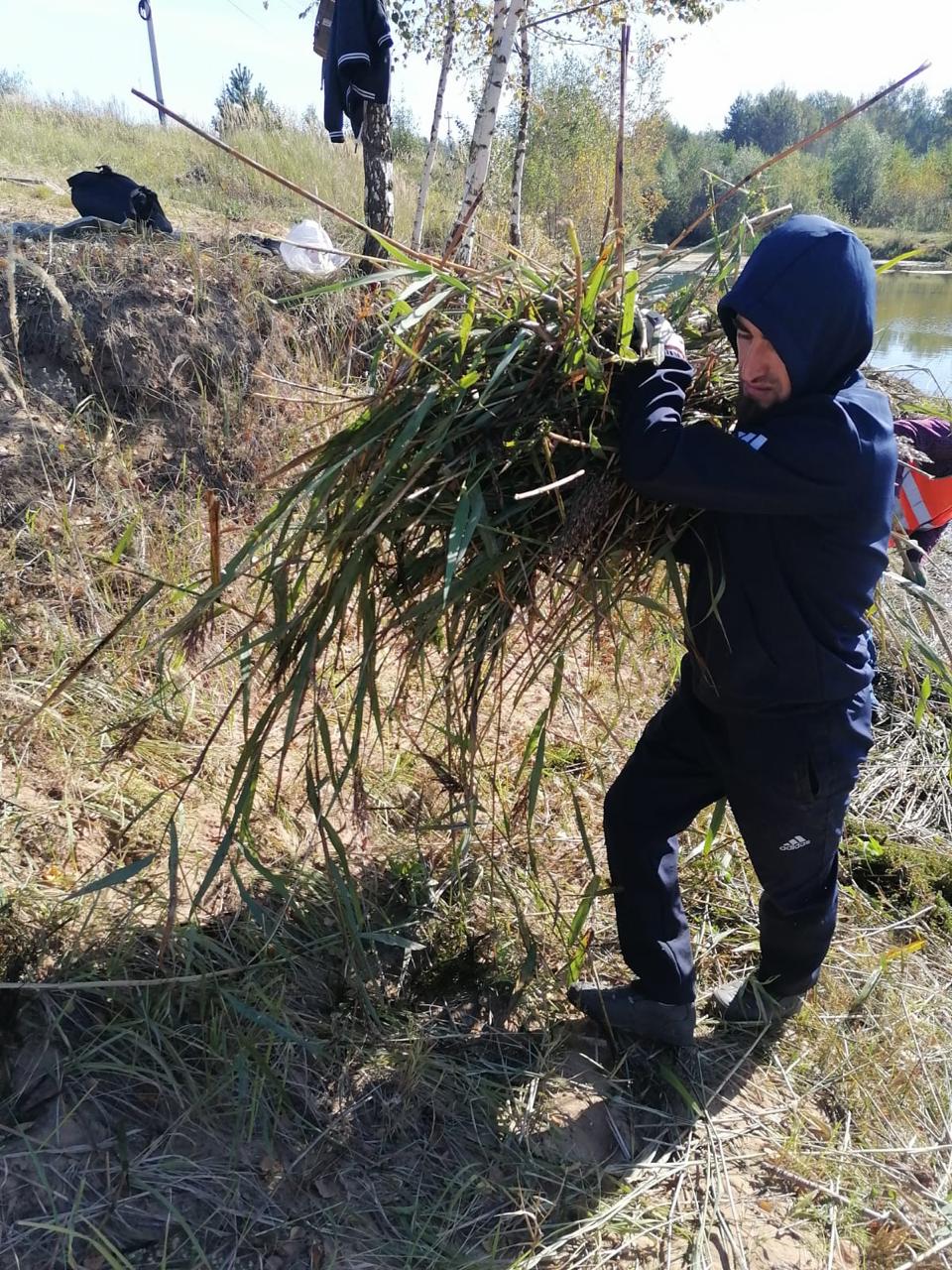 В Богородском округе продолжается системная работа по приведению в порядок водных объектов В Богородском округе продолжается системная работа по приведению в порядок водных объектов