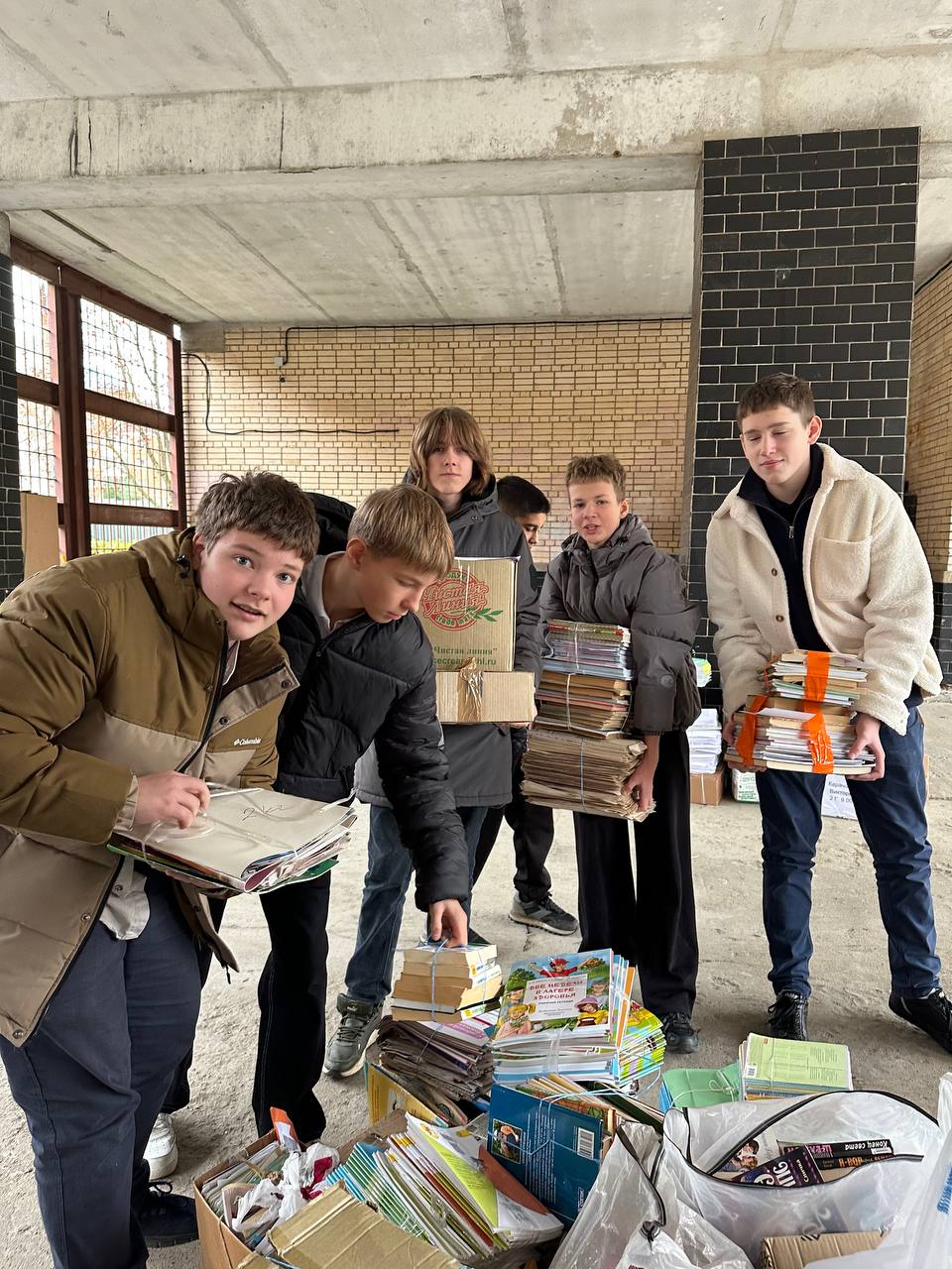 В гимназии прошли экоуроки в рамках Всероссийской акции #БумБатл по сбору макулатуры! В гимназии прошли экоуроки в рамках Всероссийской акции #БумБатл по сбору макулатуры!