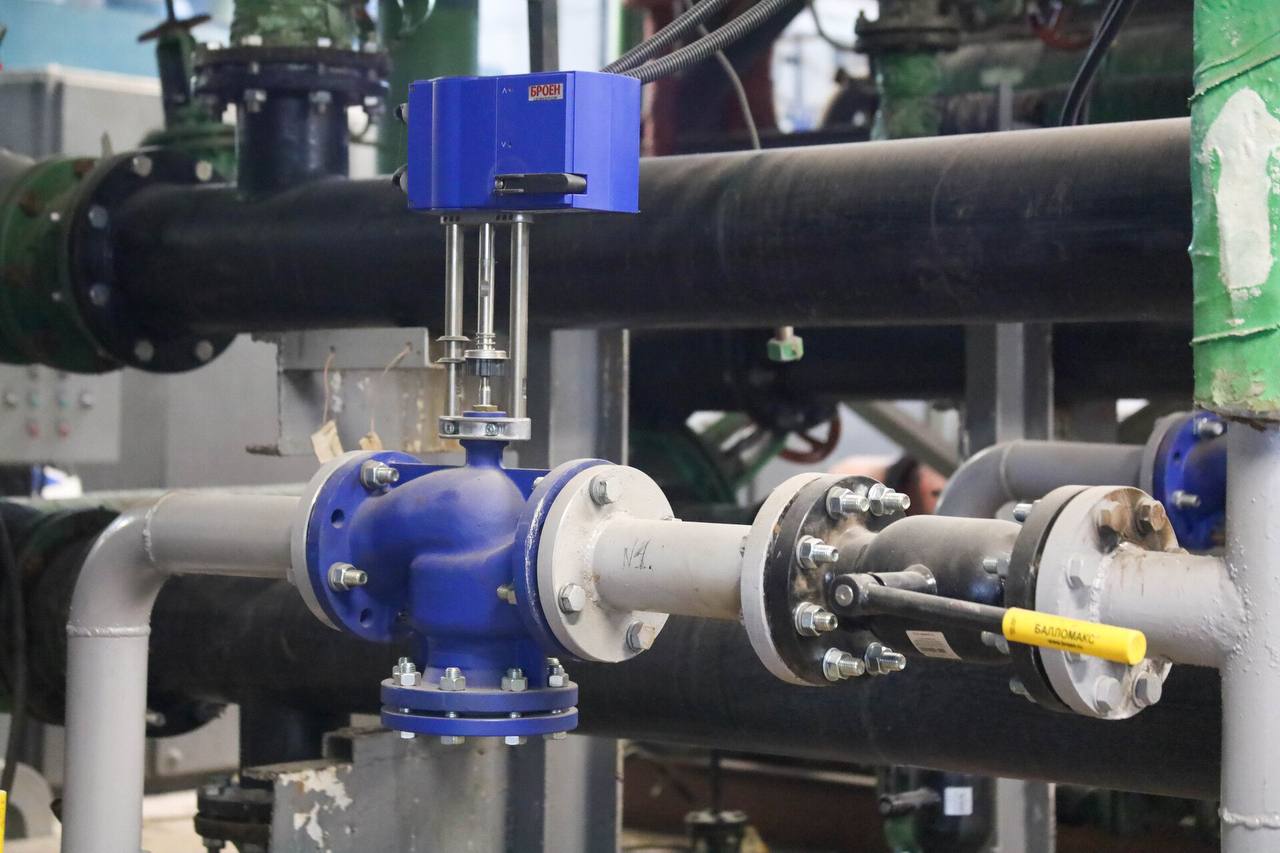 Константин Михальков: В Миронцево продолжаем обновлять системы теплоснабжения, чтобы отопление и горячая вода поступали в дома стабильно Константин Михальков: В Миронцево продолжаем обновлять системы теплоснабжения, чтобы отопление и горячая вода поступали в дома стабильно