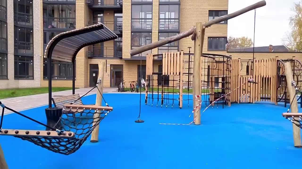 Поздравляем с переездом!