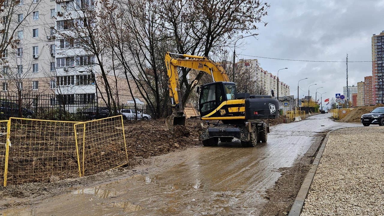 В Долгопрудном продолжается реконструкция улицы Молодёжная В Долгопрудном продолжается реконструкция улицы Молодёжная