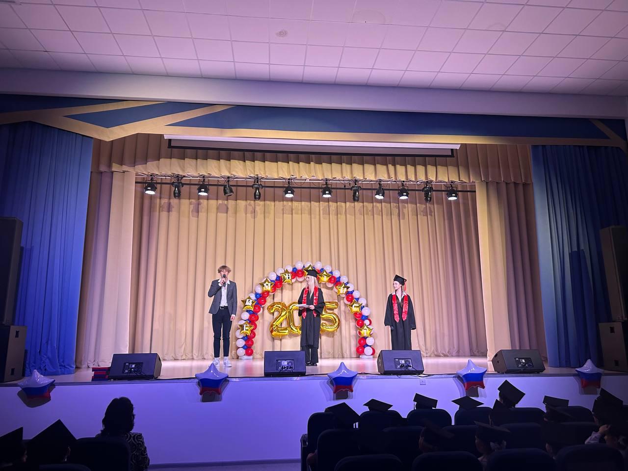 Посвящение первоклассников в гимназисты! Посвящение первоклассников в гимназисты!