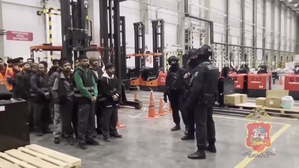 Новости к этому часу:. Силы ПВО за ночь сбили четыре беспилотника ВСУ, летевших в сторону Москвы, сообщил мэр столицы Сергей Собянин