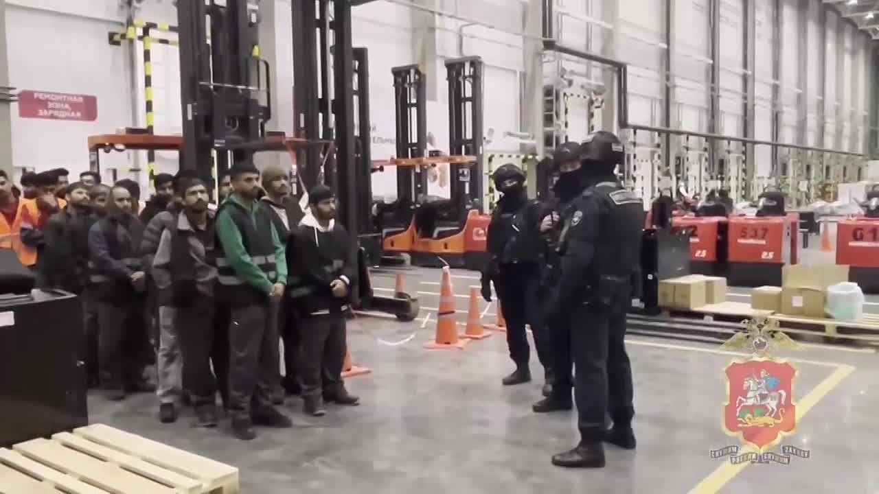 Новости к этому часу:. Силы ПВО за ночь сбили четыре беспилотника ВСУ, летевших в сторону Москвы, сообщил мэр столицы Сергей Собянин