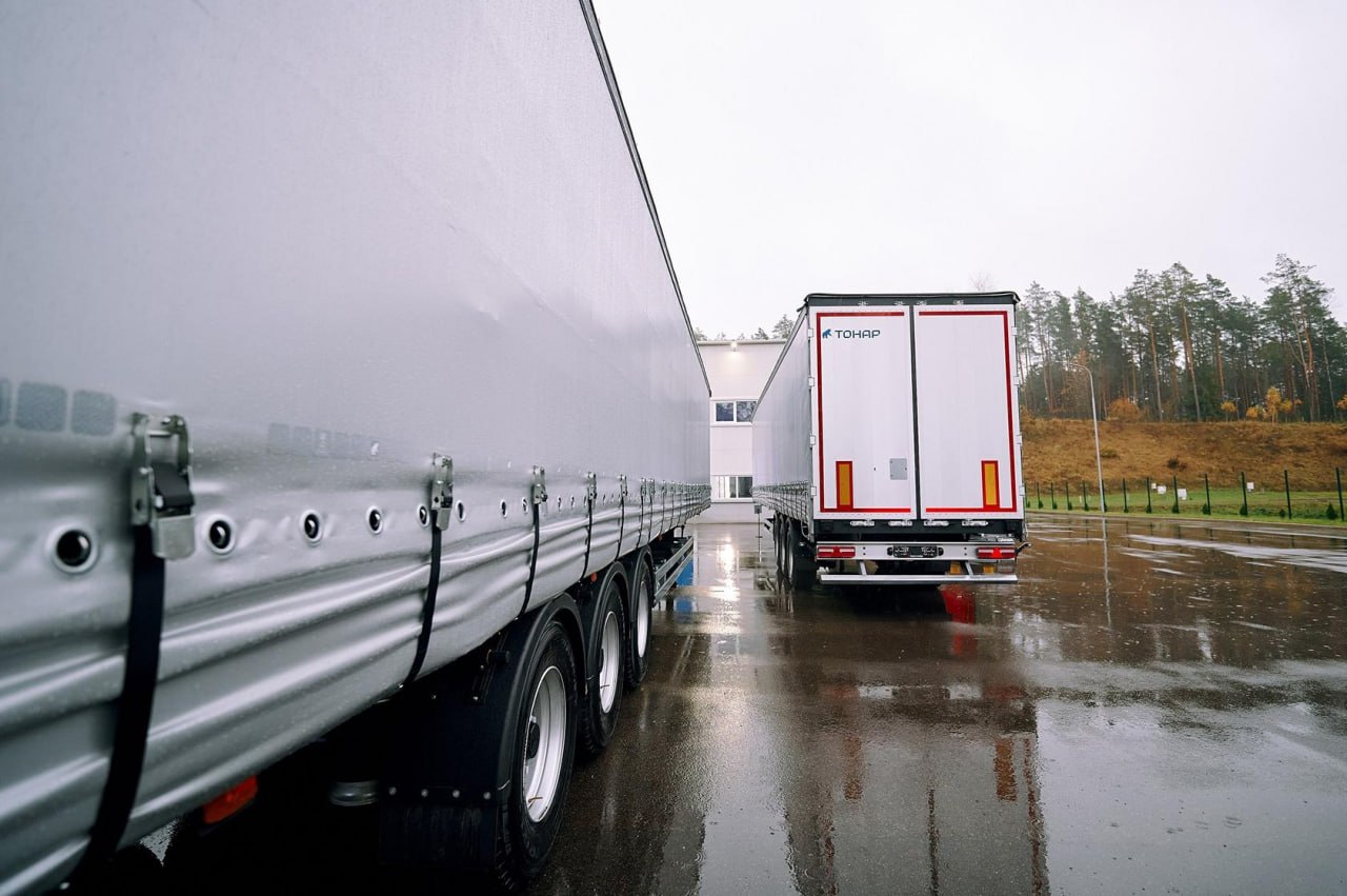 Компания «ТракСторБел» провела презентацию техники машиностроительного завода «Тонар» в Республике Беларусь Компания «ТракСторБел» провела презентацию техники машиностроительного завода «Тонар» в Республике Беларусь