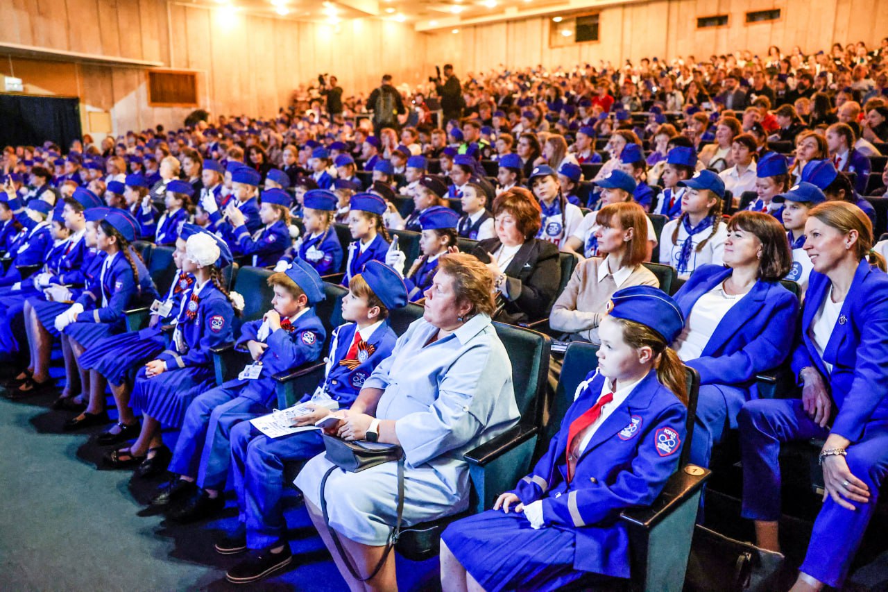 Дмитрий Волков: Поприветствовал участников финала Московского областного вокального конкурса «Голос ЮИД Подмосковья 2025», который проходит сегодня в нашем ДК «Подмосковье» Дмитрий Волков: Поприветствовал участников финала Московского областного вокального конкурса «Голос ЮИД Подмосковья 2025», который проходит сегодня в нашем ДК «Подмосковье»