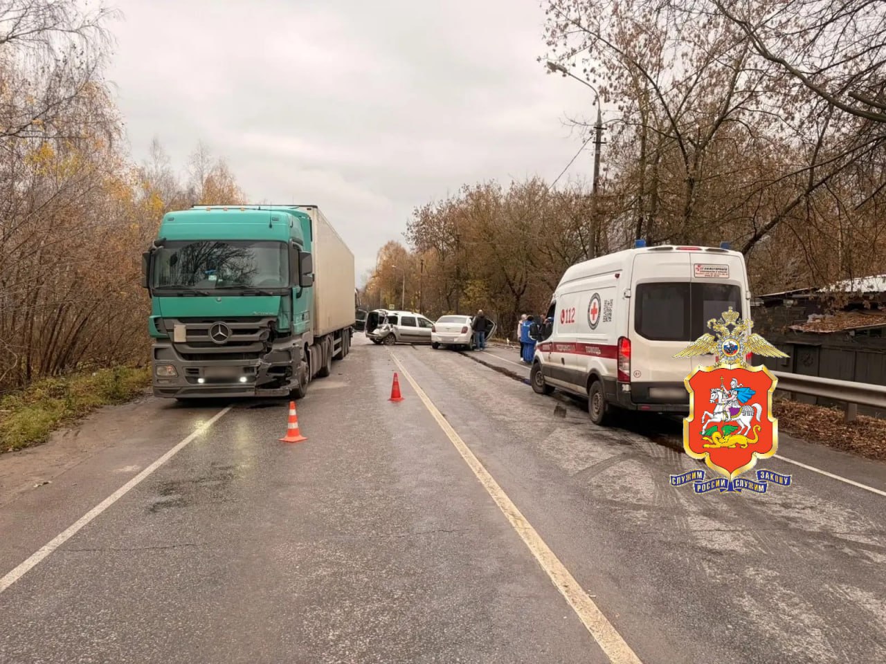 Подмосковные полицейские разбираются в обстоятельствах ДТП в Балашихе Подмосковные полицейские разбираются в обстоятельствах ДТП в Балашихе