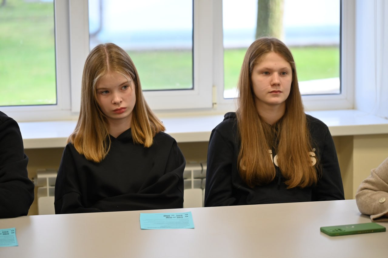 В Центре по профориентации и трудоустройству молодежи состоялось мероприятие «Путь к успеху» В Центре по профориентации и трудоустройству молодежи состоялось мероприятие «Путь к успеху»