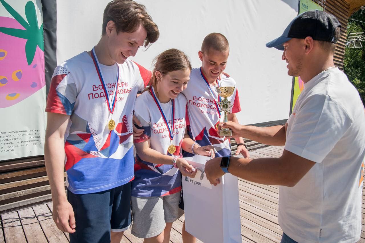 Волонтеры Реутова: более 2000 добрых дел за 5 лет в движении Подмосковья