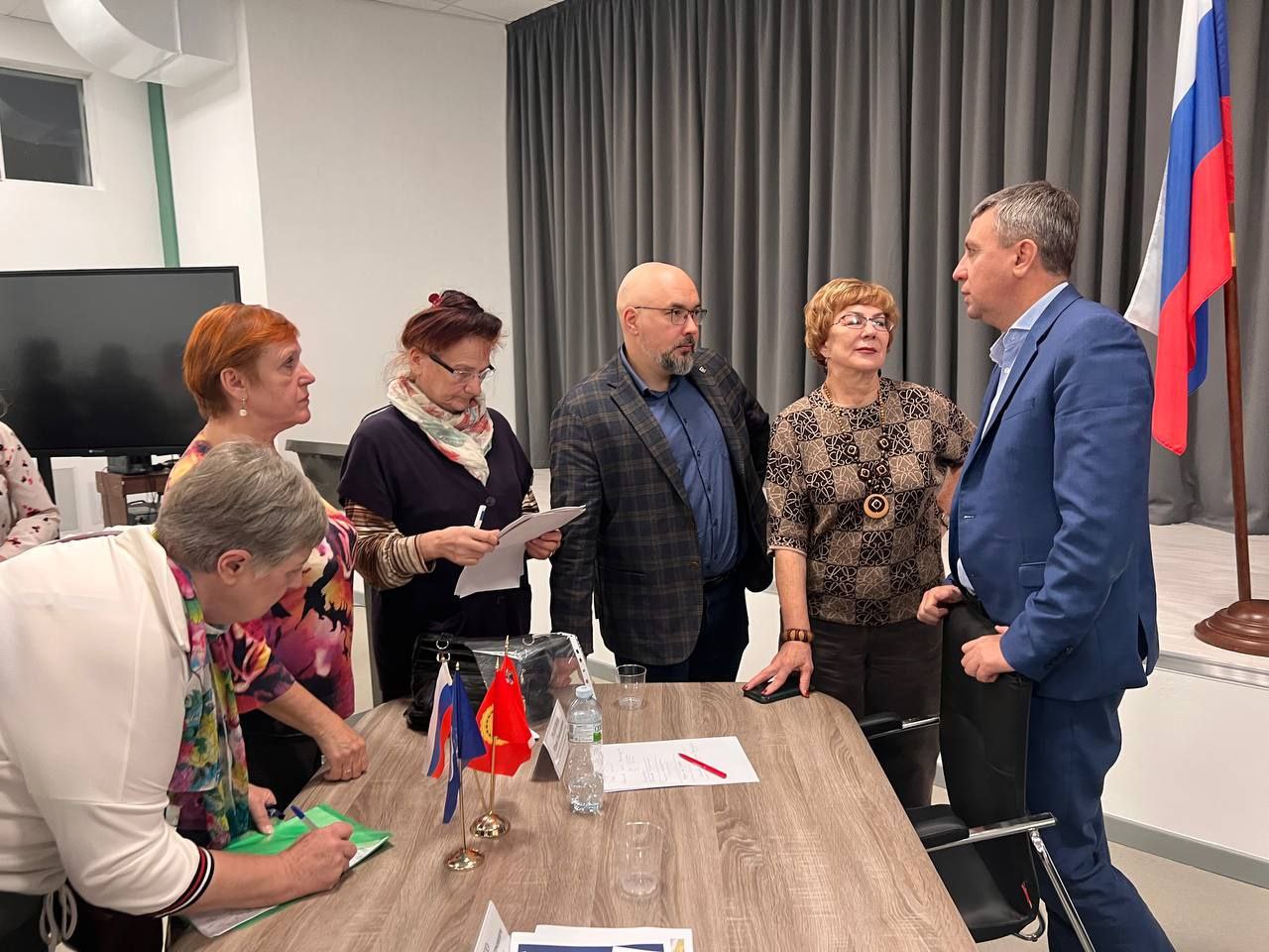 В школе №9 «Центра непрерывного образования» провели выездную администрацию по теме здравоохранения В школе №9 «Центра непрерывного образования» провели выездную администрацию по теме здравоохранения