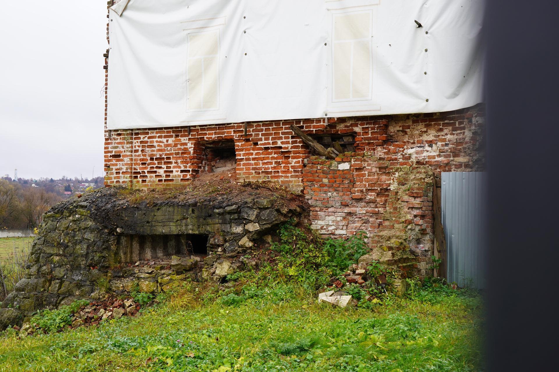 В ступинском Свято-Троицком Белопесоцком монастыре инициировали сбор средств для реставрации юго-восточной угловой башни В ступинском Свято-Троицком Белопесоцком монастыре инициировали сбор средств для реставрации юго-восточной угловой башни