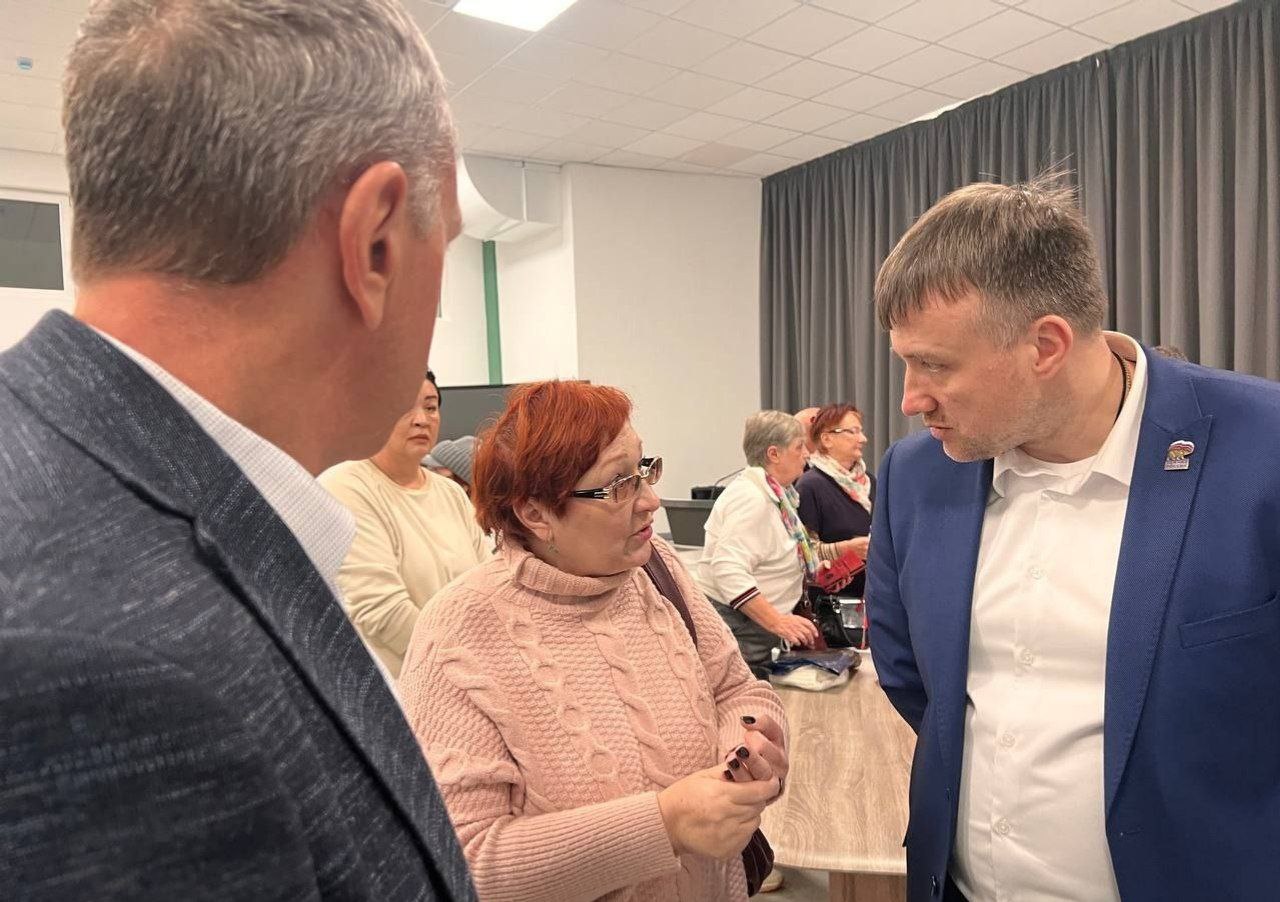 В школе №9 «Центра непрерывного образования» провели выездную администрацию по теме здравоохранения В школе №9 «Центра непрерывного образования» провели выездную администрацию по теме здравоохранения