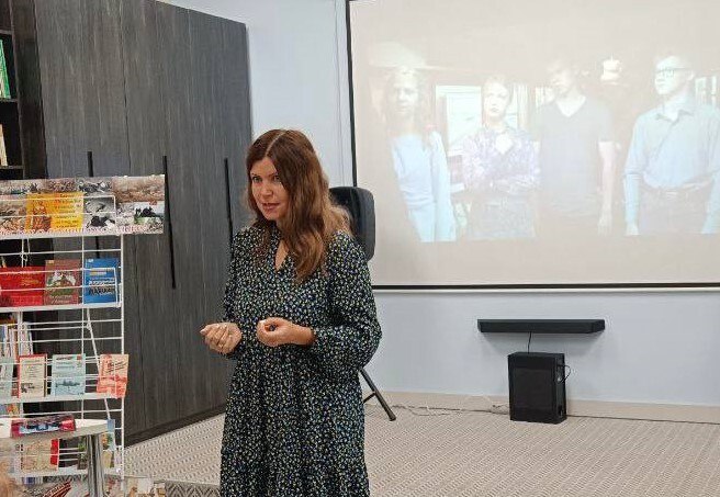 Письма с фронта и стихи о войне: патриотический квартирник в чеховской библиотеке Письма с фронта и стихи о войне: патриотический квартирник в чеховской библиотеке