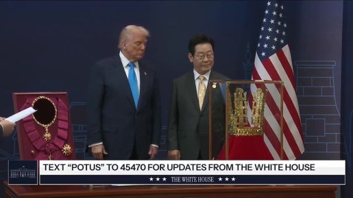 Корона вместо Нобелевки: Трампа чествуют в Южной Корее на фоне проваленных переговоров