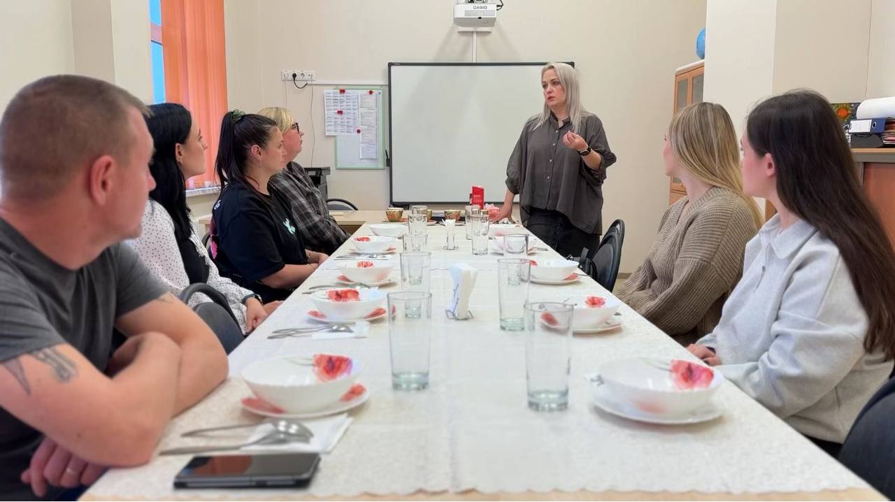 В Реутове для родителей дошкольников провели экскурсию на пищеблок детсада В Реутове для родителей дошкольников провели экскурсию на пищеблок детсада