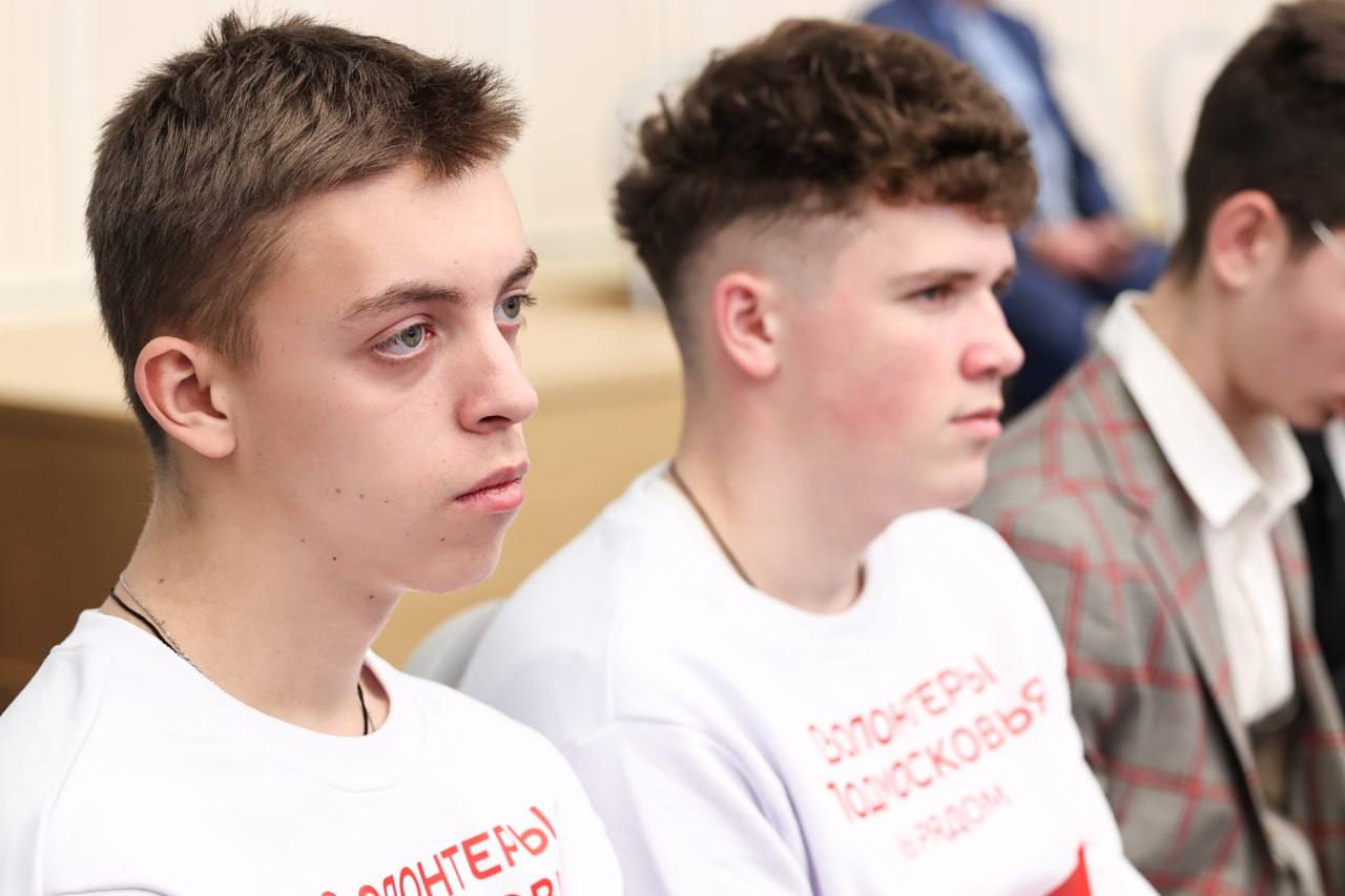 Руководитель подольского отделения «Волонтёров Подмосковья» Александр Шаповалов получил грамоту губернатора Московской области Руководитель подольского отделения «Волонтёров Подмосковья» Александр Шаповалов получил грамоту губернатора Московской области