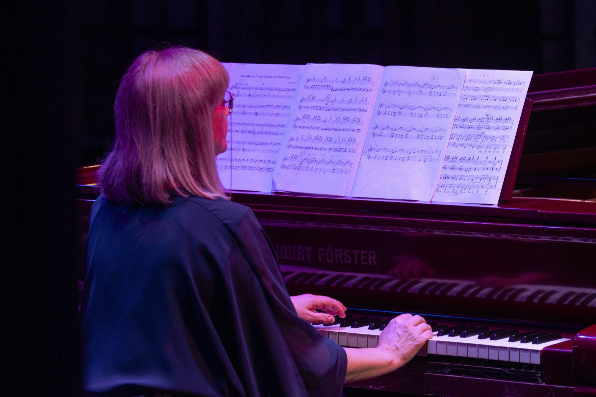 Наши новости. Ансамбль камерной музыки "Арт-классик" представил уникальную программу советской классики в ДК "Дружба" г. Чехов Наши новости. Ансамбль камерной музыки "Арт-классик" представил уникальную программу советской классики в ДК "Дружба" г. Чехов