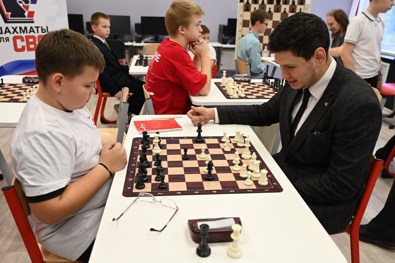 В Серпухов состоялся открытый турнир по шахматам клуба Сергея Карякина В Серпухов состоялся открытый турнир по шахматам клуба Сергея Карякина