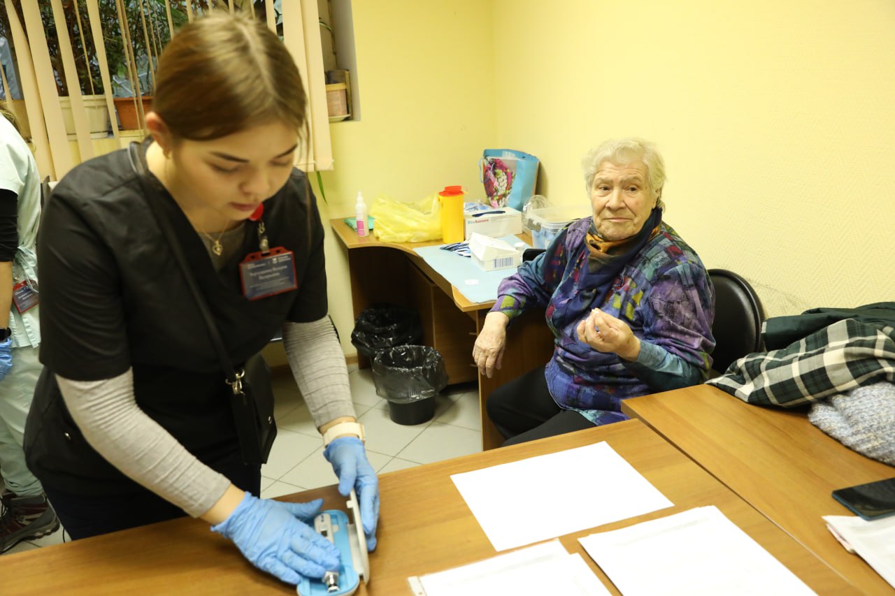 Выездная администрация: в Центре культурно-общественных связей прошёл приём жителей Выездная администрация: в Центре культурно-общественных связей прошёл приём жителей