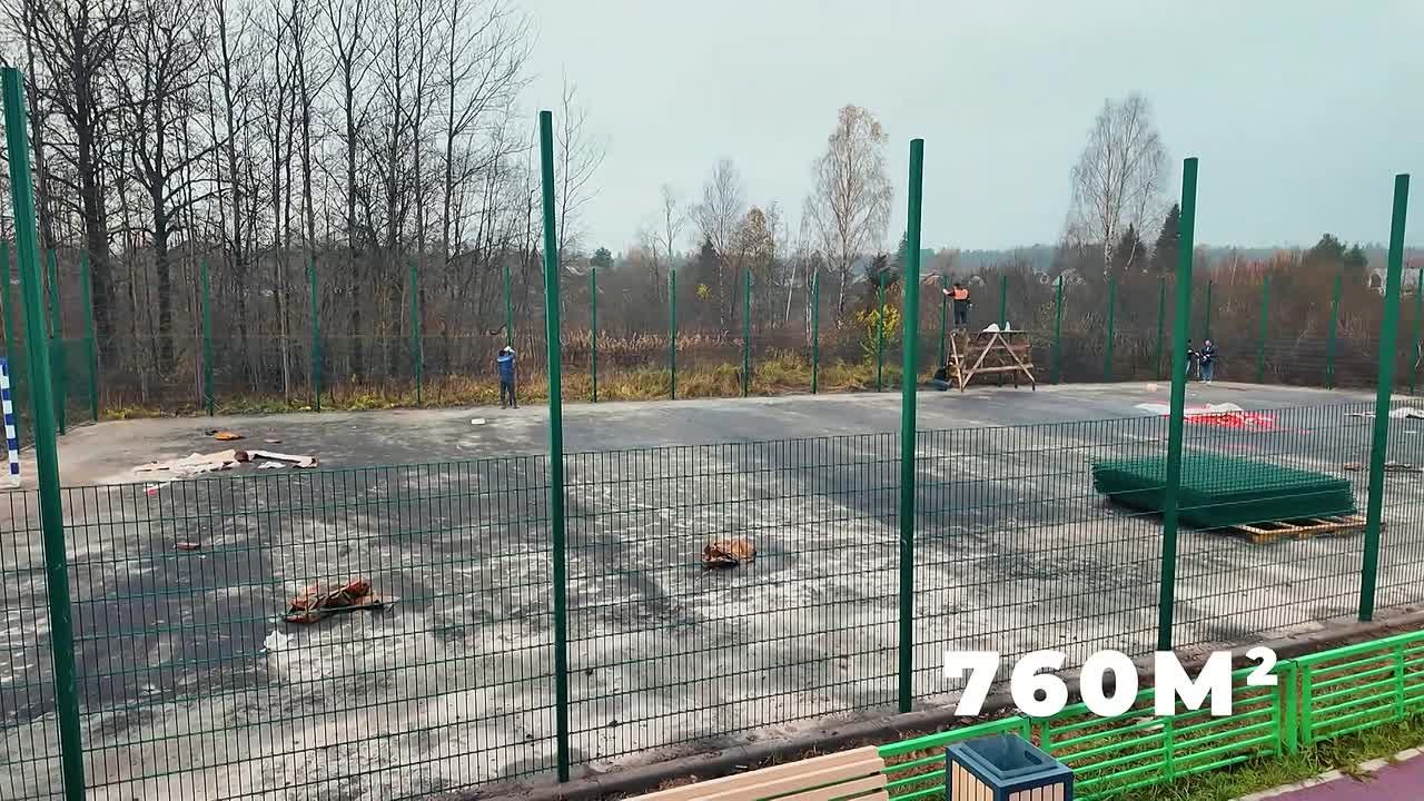 Андрей Булгаков: В деревне Маврино завершается строительство новой универсальной спортивной площадки