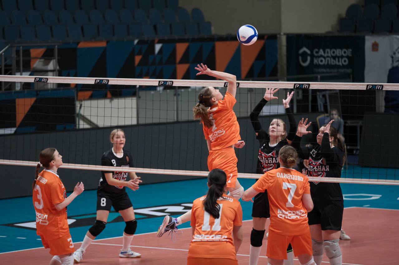 Ровно год назад был дан официальный старт Единой школьной лиге в Подмосковье Ровно год назад был дан официальный старт Единой школьной лиге в Подмосковье