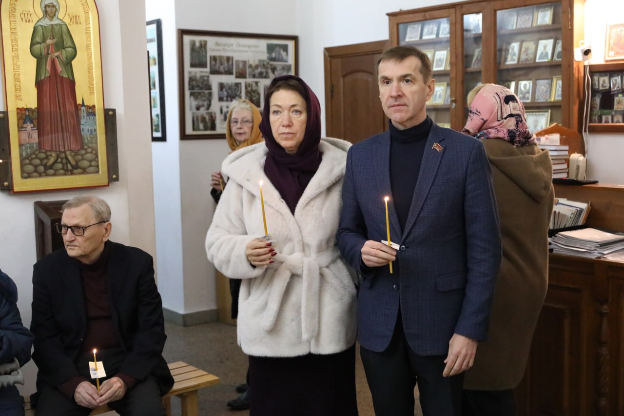 В Долгопрудном почтили память жертв политических репрессий В Долгопрудном почтили память жертв политических репрессий