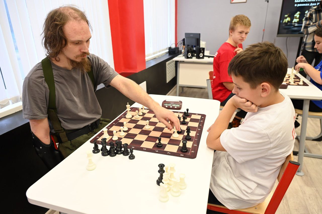 В Серпухов состоялся открытый турнир по шахматам клуба Сергея Карякина В Серпухов состоялся открытый турнир по шахматам клуба Сергея Карякина