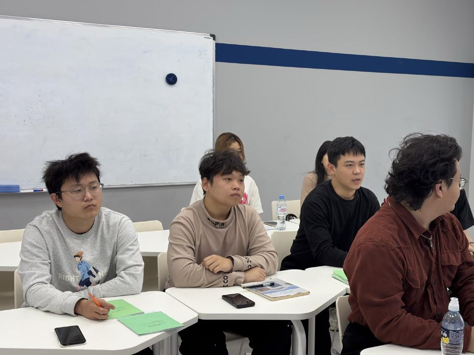 Программа академического обмена ГСГУ объединяет студентов России и Китая, способствует не только изучению языков, знакомству с культурой другой страны, но и установлению дружеских связей среди молодежи Программа академического обмена ГСГУ объединяет студентов России и Китая, способствует не только изучению языков, знакомству с культурой другой страны, но и установлению дружеских связей среди молодежи