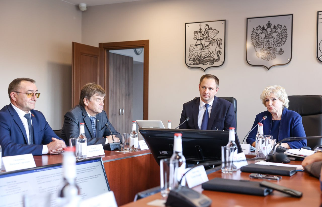 Дмитрий Волков: Вместе с депутатом Московской областной Думы Лидией Николаевной Антоновой принял участие в заседании Совета депутатов нашего округа