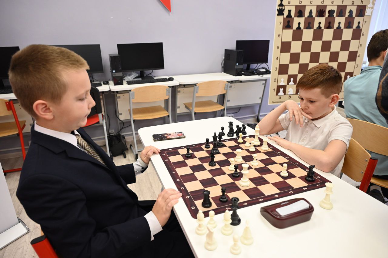 В Серпухов состоялся открытый турнир по шахматам клуба Сергея Карякина В Серпухов состоялся открытый турнир по шахматам клуба Сергея Карякина