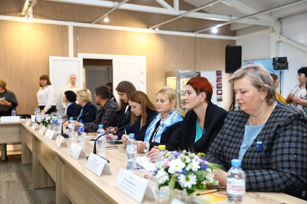 Село Гжель стало площадкой для международного диалога о развитии агробизнеса Село Гжель стало площадкой для международного диалога о развитии агробизнеса