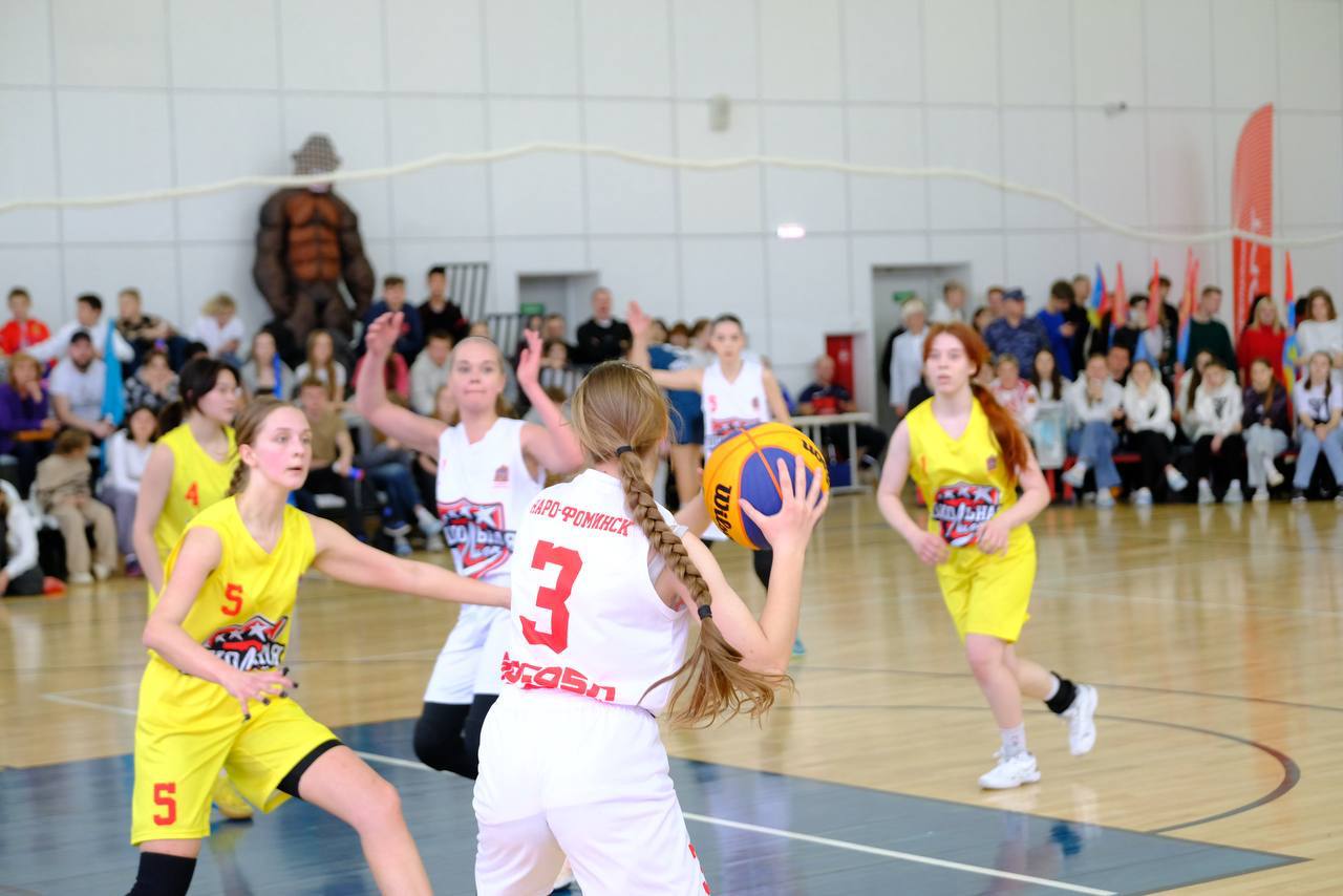 Ровно год назад был дан официальный старт Единой школьной лиге в Подмосковье Ровно год назад был дан официальный старт Единой школьной лиге в Подмосковье