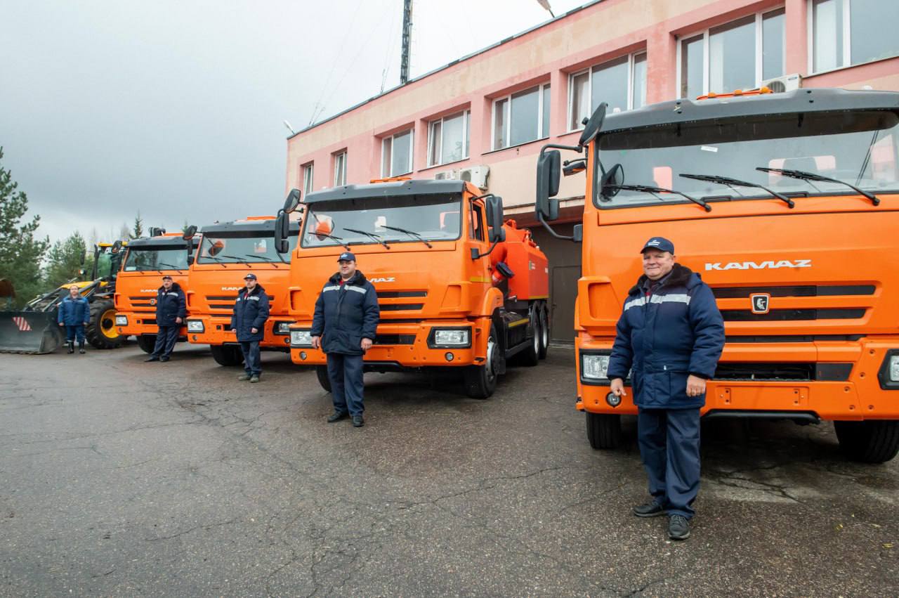 Татьяна Витушева: Сразу 5 единиц спецтехники пополнили автопарки 2-х основных ресурсоснабжающих предприятий муниципального округа Истра Татьяна Витушева: Сразу 5 единиц спецтехники пополнили автопарки 2-х основных ресурсоснабжающих предприятий муниципального округа Истра