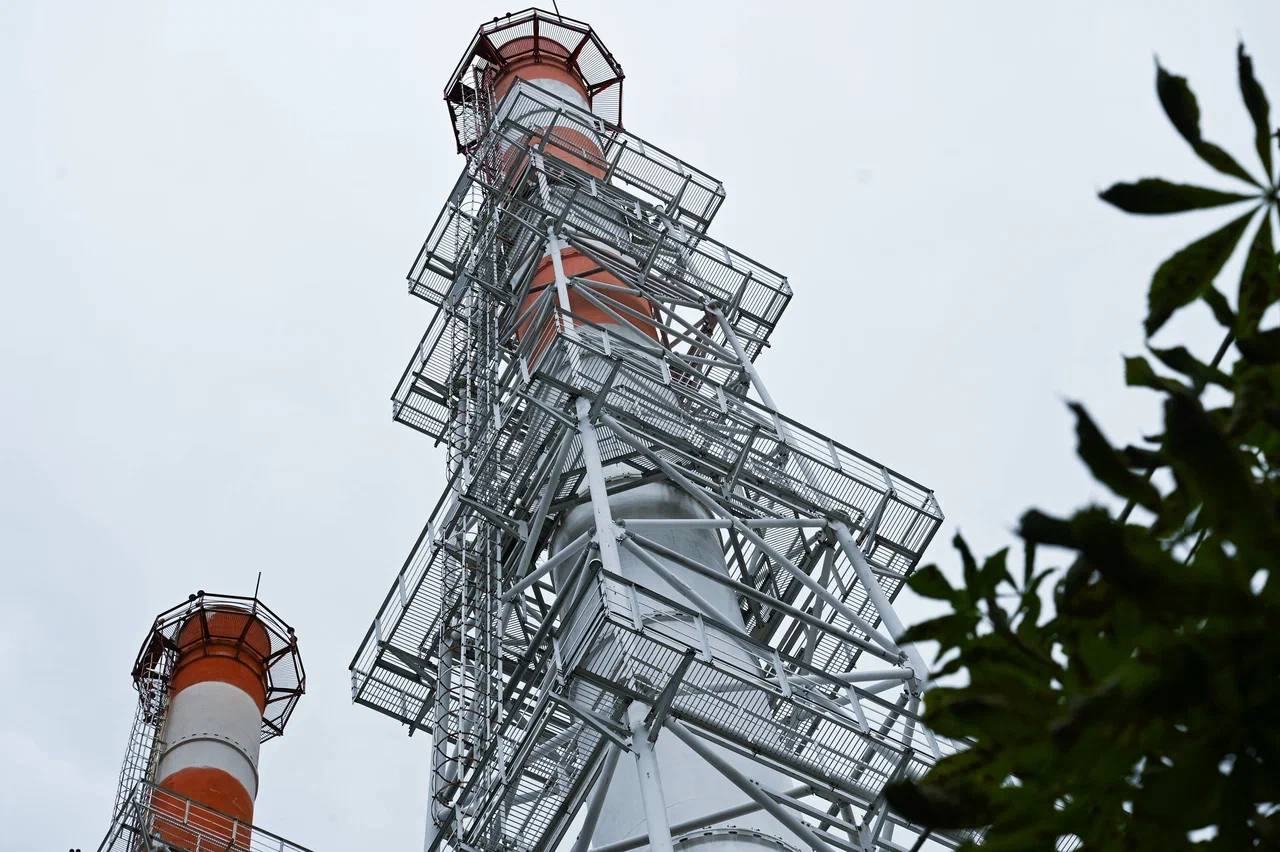 Уважаемые жители!. В связи с проведением капитального ремонта тепловых сетей и переврезкой в действующие коммуникации будет временно прекращена подача горячей воды и отопления по следующим адресам: Жилые дома: город Видное:...