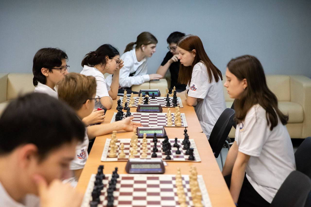 Юные шахматисты Подольской школьной лиги начали борьбу за первенство Юные шахматисты Подольской школьной лиги начали борьбу за первенство