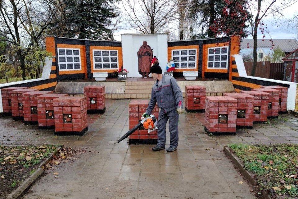 В Мытищах ликвидировали несанкционированную свалку автомобильных шин В Мытищах ликвидировали несанкционированную свалку автомобильных шин