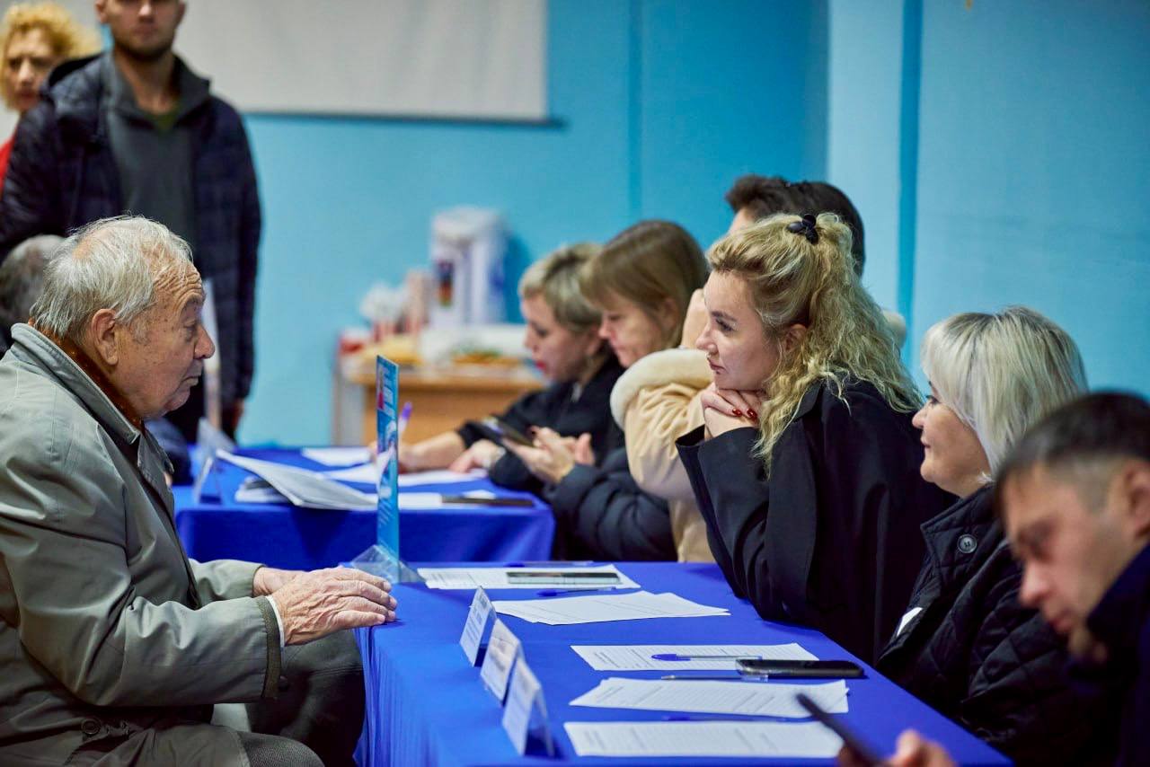 Михаил Собакин: Четверг традиционно завершаем приемом жителей в формате «Выездной администрации» Михаил Собакин: Четверг традиционно завершаем приемом жителей в формате «Выездной администрации»