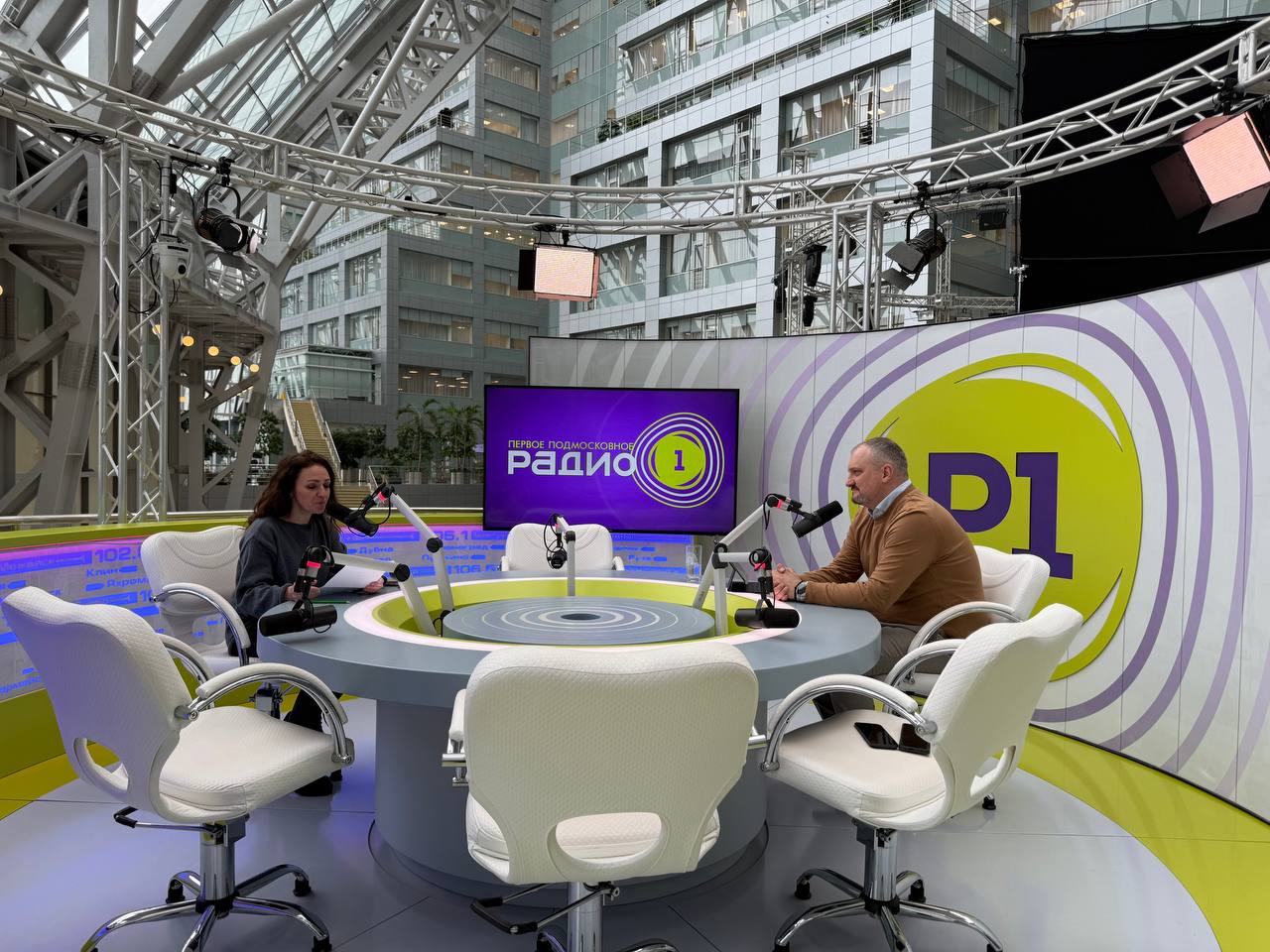 Друзья, сегодня в эфире на «Радио 1» будем говорить о развитии Дмитровского округа и наших планах на будущее!