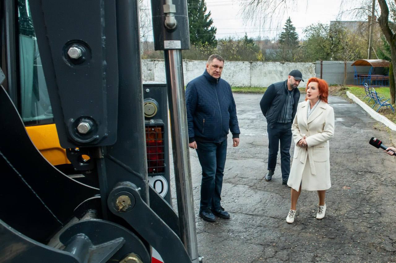 Татьяна Витушева: Сразу 5 единиц спецтехники пополнили автопарки 2-х основных ресурсоснабжающих предприятий муниципального округа Истра Татьяна Витушева: Сразу 5 единиц спецтехники пополнили автопарки 2-х основных ресурсоснабжающих предприятий муниципального округа Истра