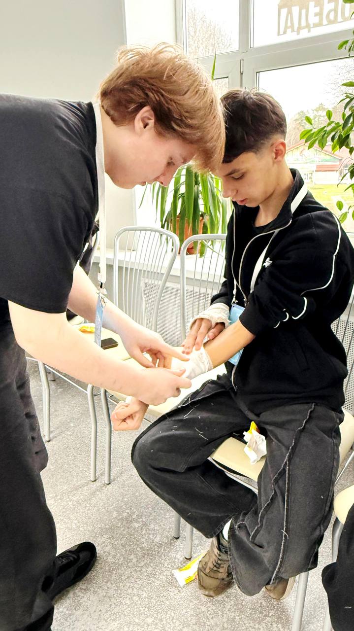 Воспитанники Семейного центра «Ступени» из округа Пушкинский приняли участие в областном Форуме «PRO жиZнь» Воспитанники Семейного центра «Ступени» из округа Пушкинский приняли участие в областном Форуме «PRO жиZнь»