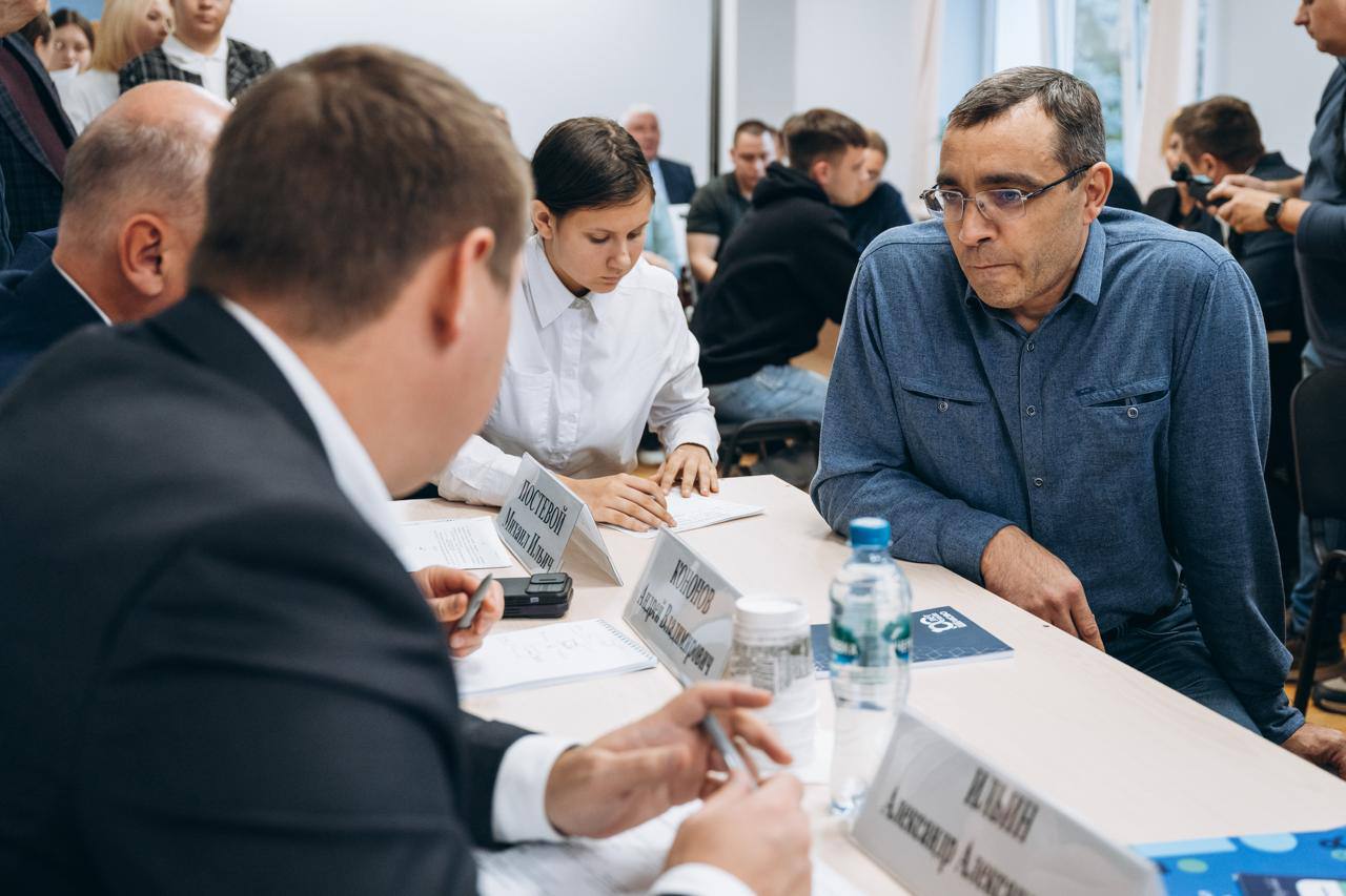 Андрей Булгаков: Провели выездную администрацию на филиале предприятия «Газпром газобезопасность» совместно с щёлковским городским прокурором Денисом Зайцевым Андрей Булгаков: Провели выездную администрацию на филиале предприятия «Газпром газобезопасность» совместно с щёлковским городским прокурором Денисом Зайцевым